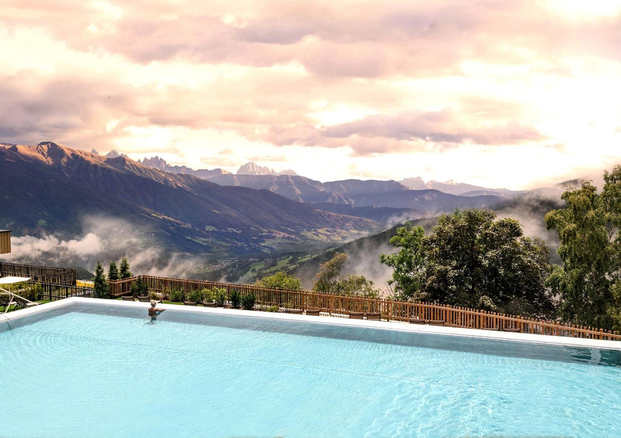 Tratterhof Mountain Sky Hotel Maranza Exterior foto